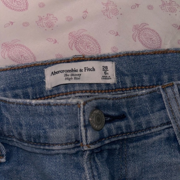 Abercrombie skinny high rise jeans 28 - Picture 3 of 3